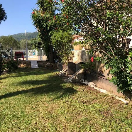 Villa Casa Maxime Lecci